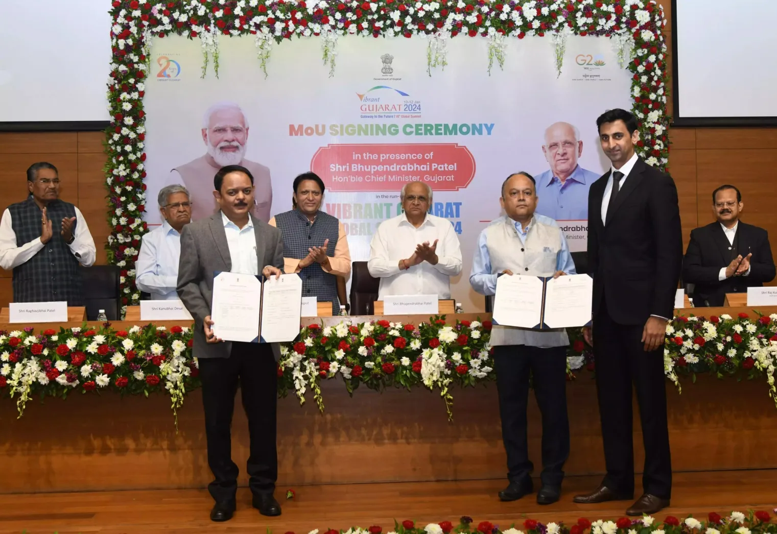 Nexzu Mobility signs MoU with Gujarat government to set up India’s first smart EV park