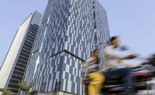 The Next Singapore Or Dubai? India's New Finance Hub Has Big Plans Source: NDTV